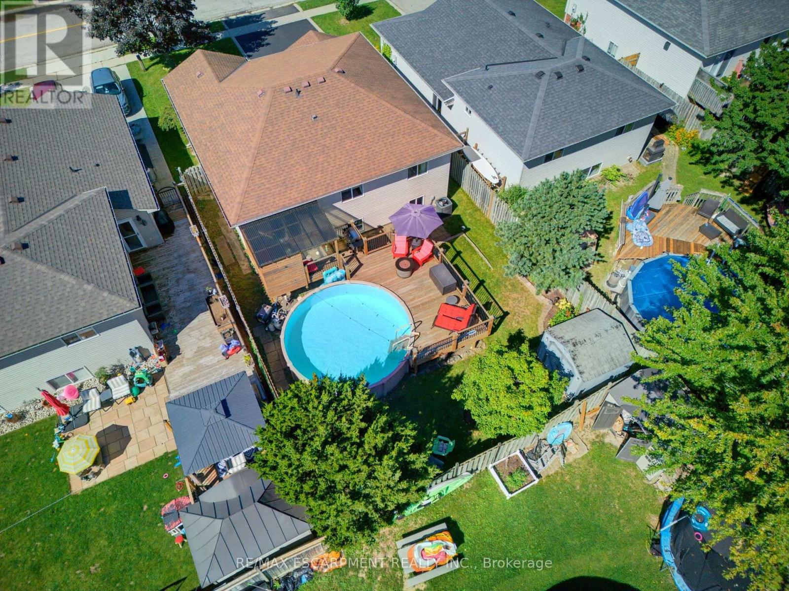 6 Stuart Street W, Haldimand, Ontario  N3W 2L3 - Photo 3 - X13776532