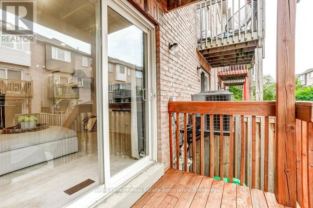 7222 Deanlee Court, Mississauga, Ontario L5N 8R5 - Photo 37 - W13767468