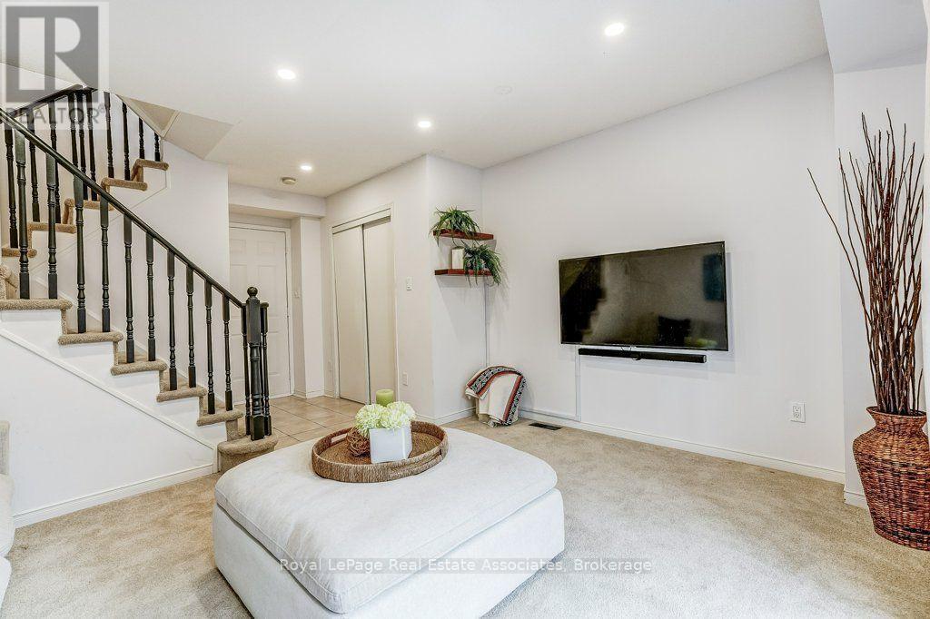 7222 Deanlee Court, Mississauga, Ontario L5N 8R5 - Photo 32 - W13767468