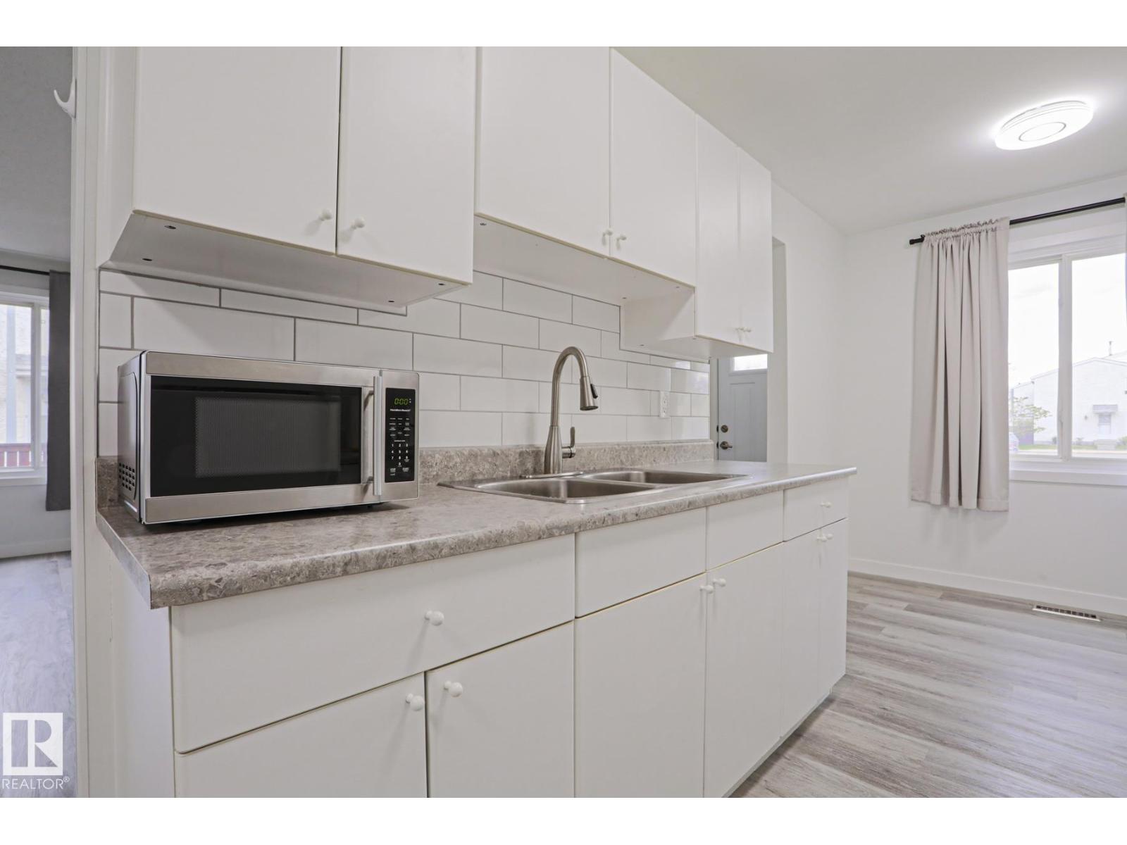 238 Primrose Gardens Gd NW, Edmonton, Alberta  T5T 0R1 - Photo 6 - E4508423