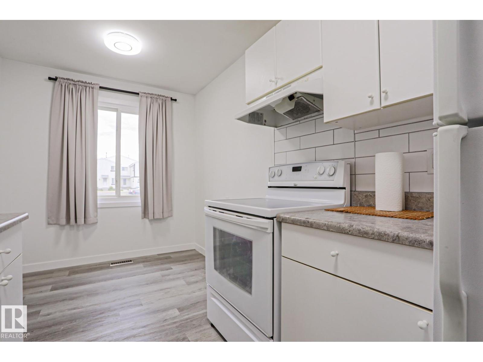 238 Primrose Gardens Gd NW, Edmonton, Alberta  T5T 0R1 - Photo 7 - E4508423