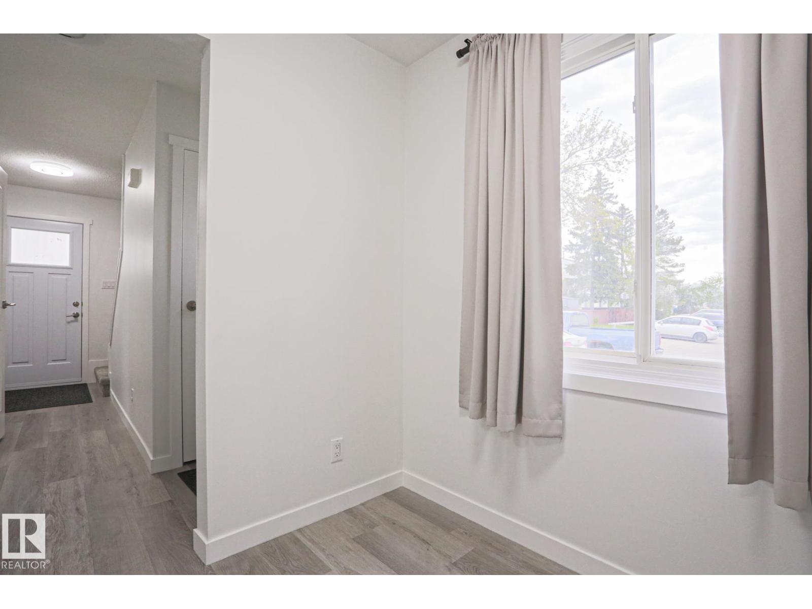 238 Primrose Gardens Gd NW, Edmonton, Alberta  T5T 0R1 - Photo 8 - E4508423
