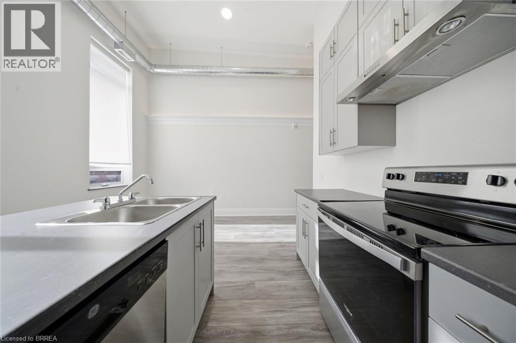 11 QUEEN Street Unit# 303, Brantford, Ontario