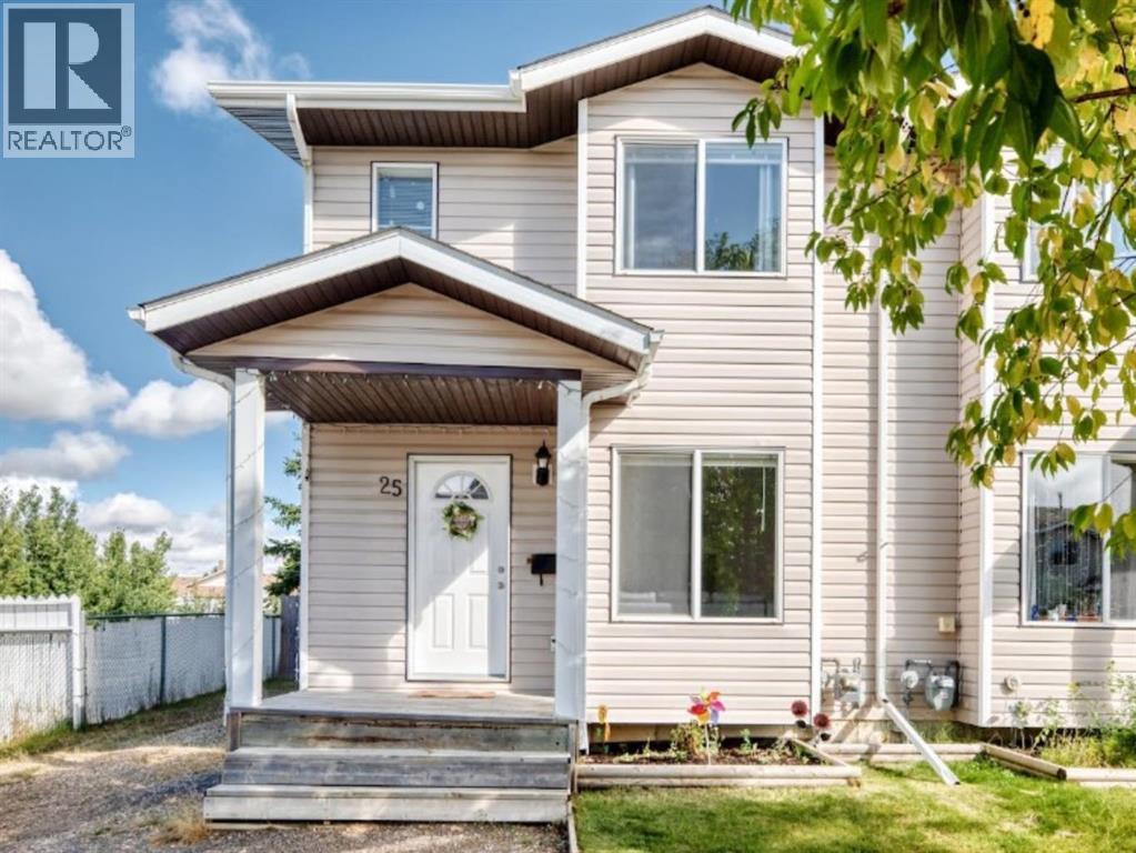 25 Lakeview Close, Blackfalds, Alberta  T0M 0J0 - Photo 1 - A2343477