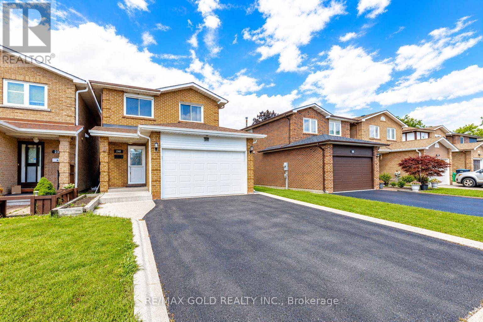 240 SIMMONS BOULEVARD, Brampton, Ontario