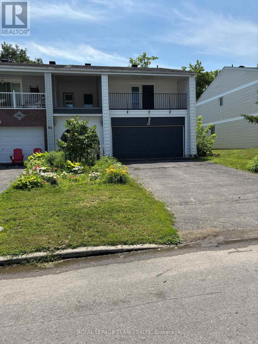 87 Grady Crescent, Ottawa, Ontario