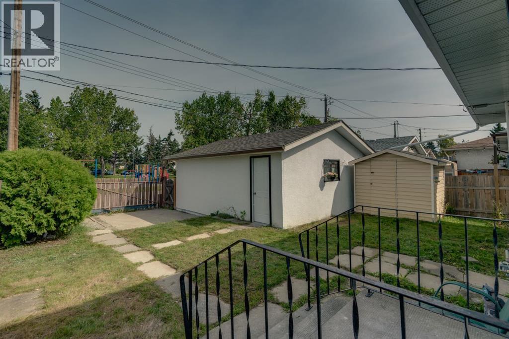 4112 13 Avenue NE, Calgary, Alberta  T2A 0K8 - Photo 35 - A2344560