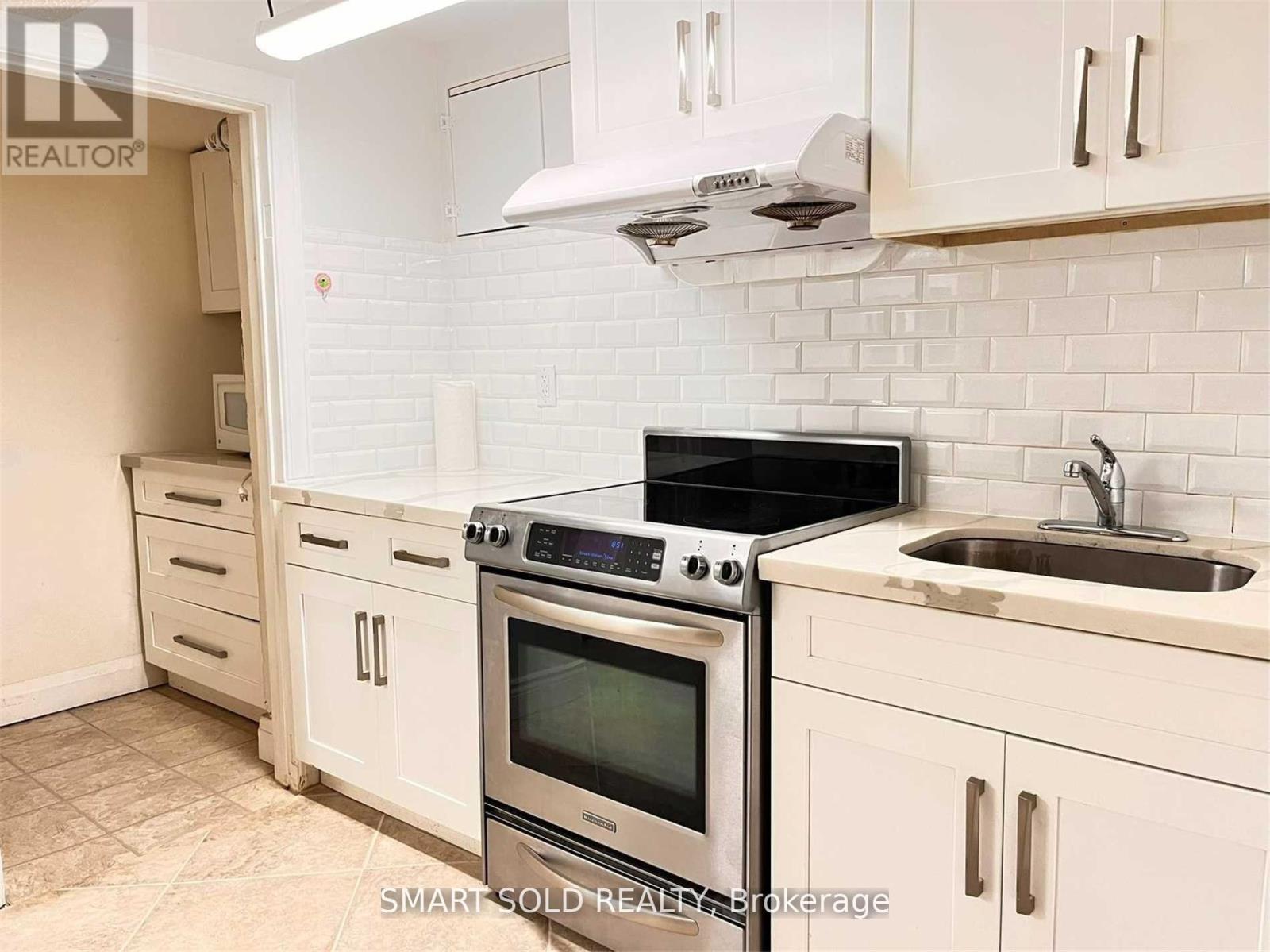 Bsmt - 34 Chapeltown Crescent, Toronto, Ontario  M1W 3A7 - Photo 3 - E13776556