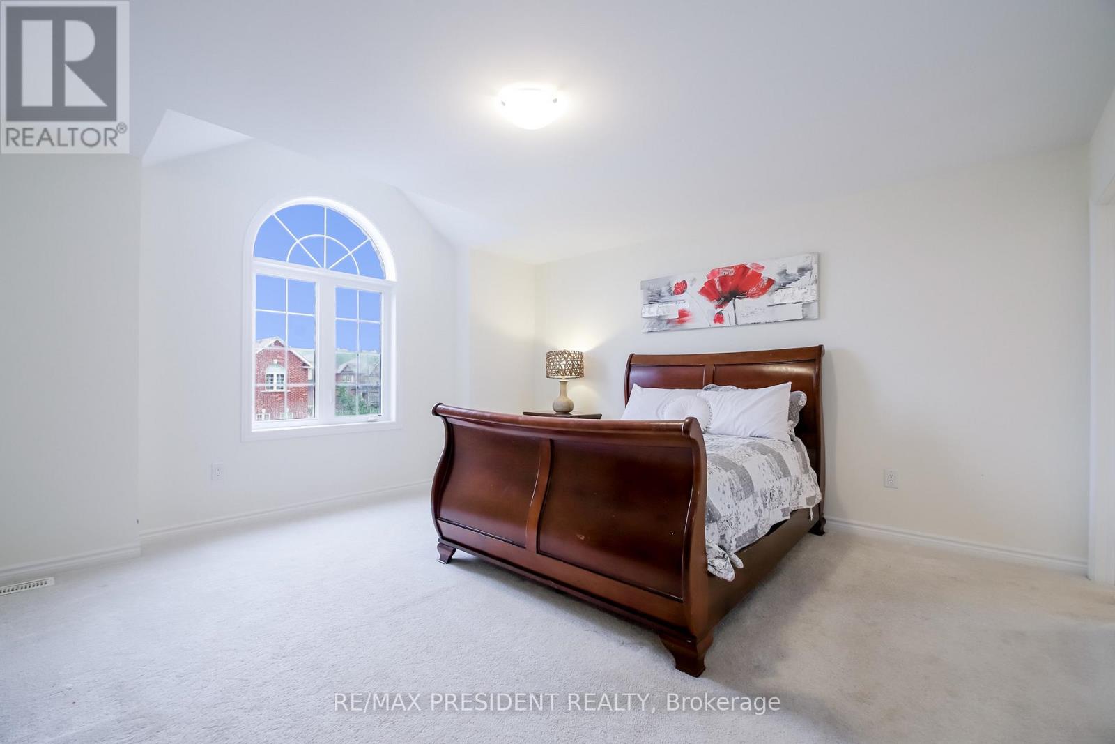 4 Cypress Point Street, Barrie (Ardagh), Ontario  L4N 6J9 - Photo 24 - S13776578