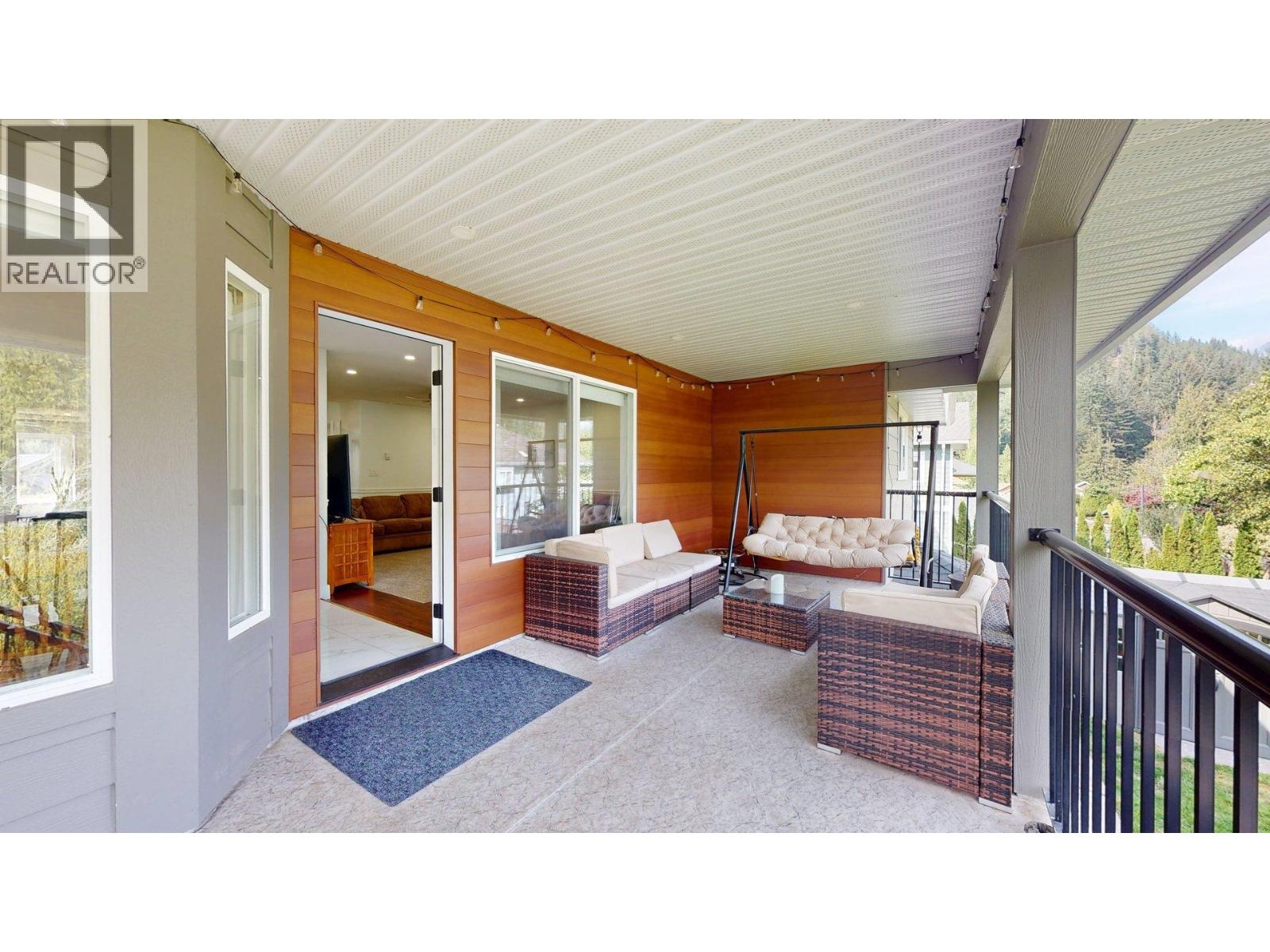 2015 Balsam Way, Squamish, British Columbia  V8B 0W1 - Photo 12 - R3164691