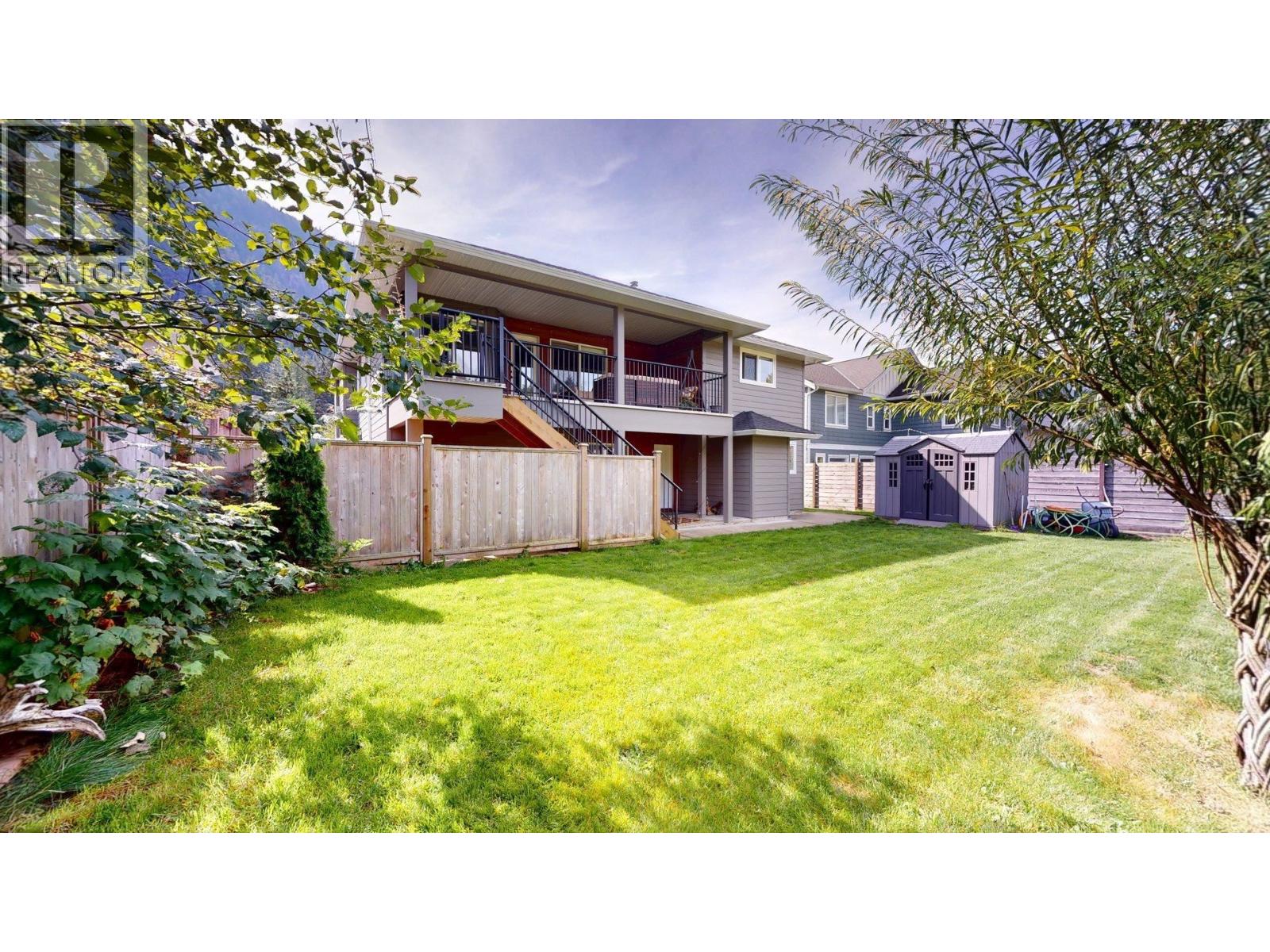 2015 Balsam Way, Squamish, British Columbia  V8B 0W1 - Photo 35 - R3164691