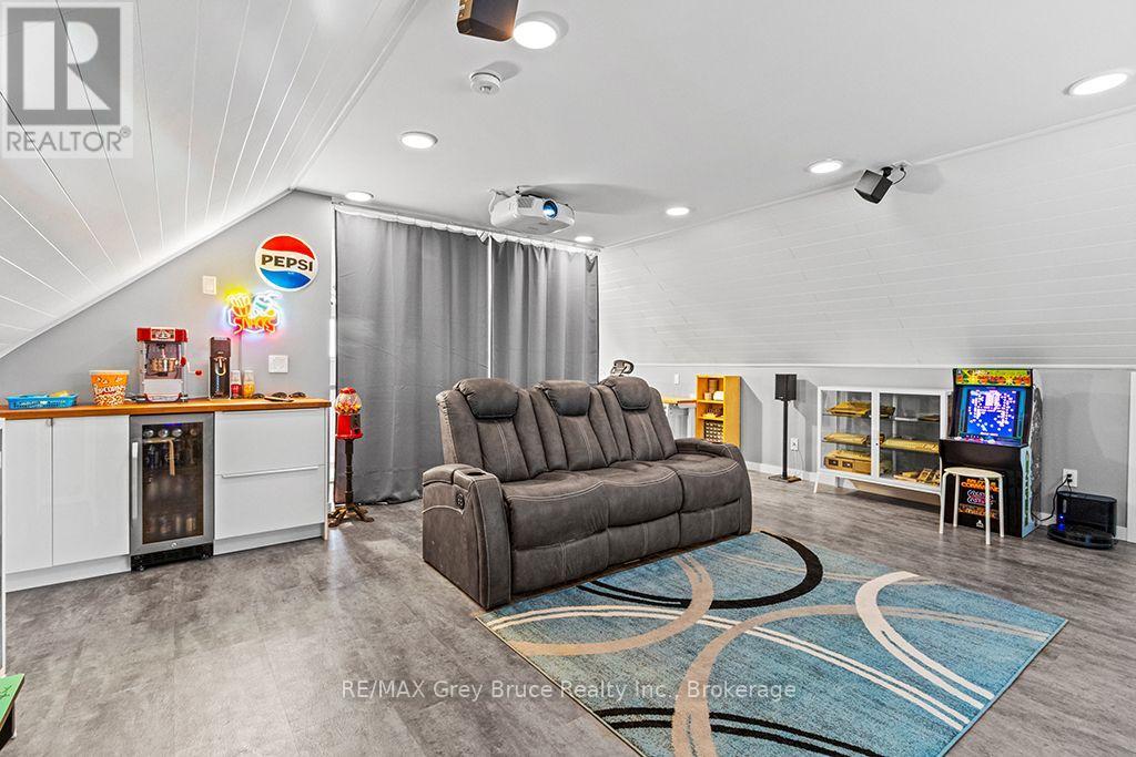 48 Baise Avenue, Northern Bruce Peninsula, Ontario  N0H 2R0 - Photo 38 - X13776552