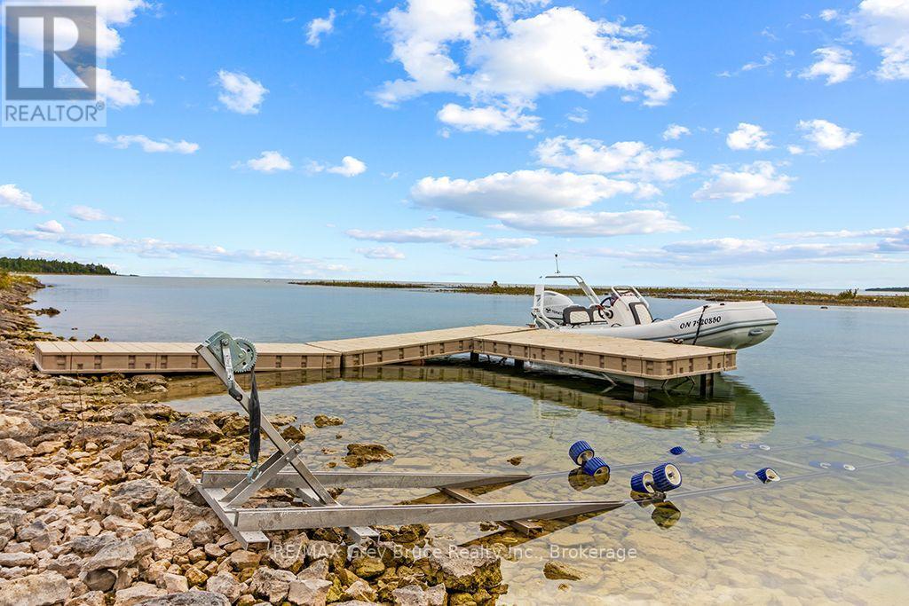 48 Baise Avenue, Northern Bruce Peninsula, Ontario  N0H 2R0 - Photo 44 - X13776552