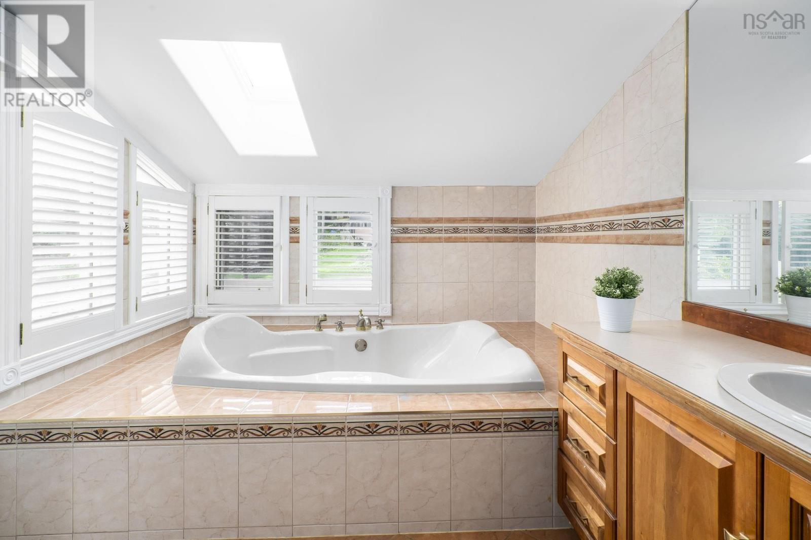 19 Cascade Drive photo 23
