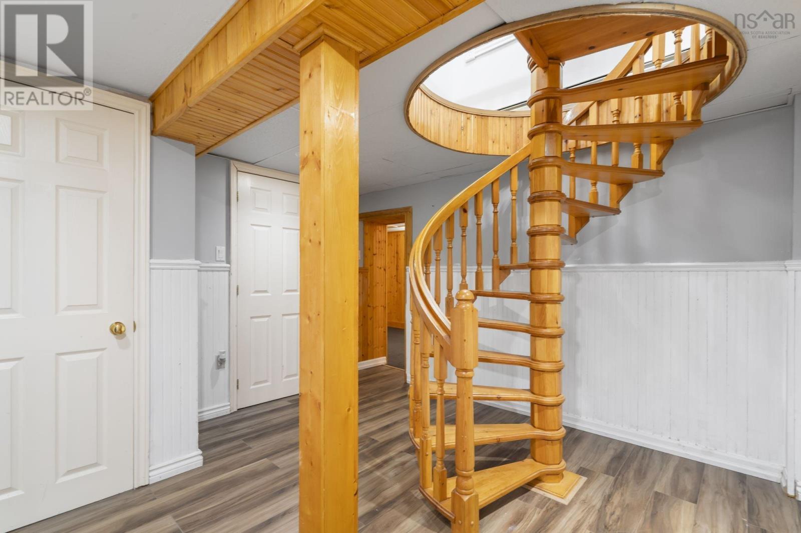 19 Cascade Drive photo 31