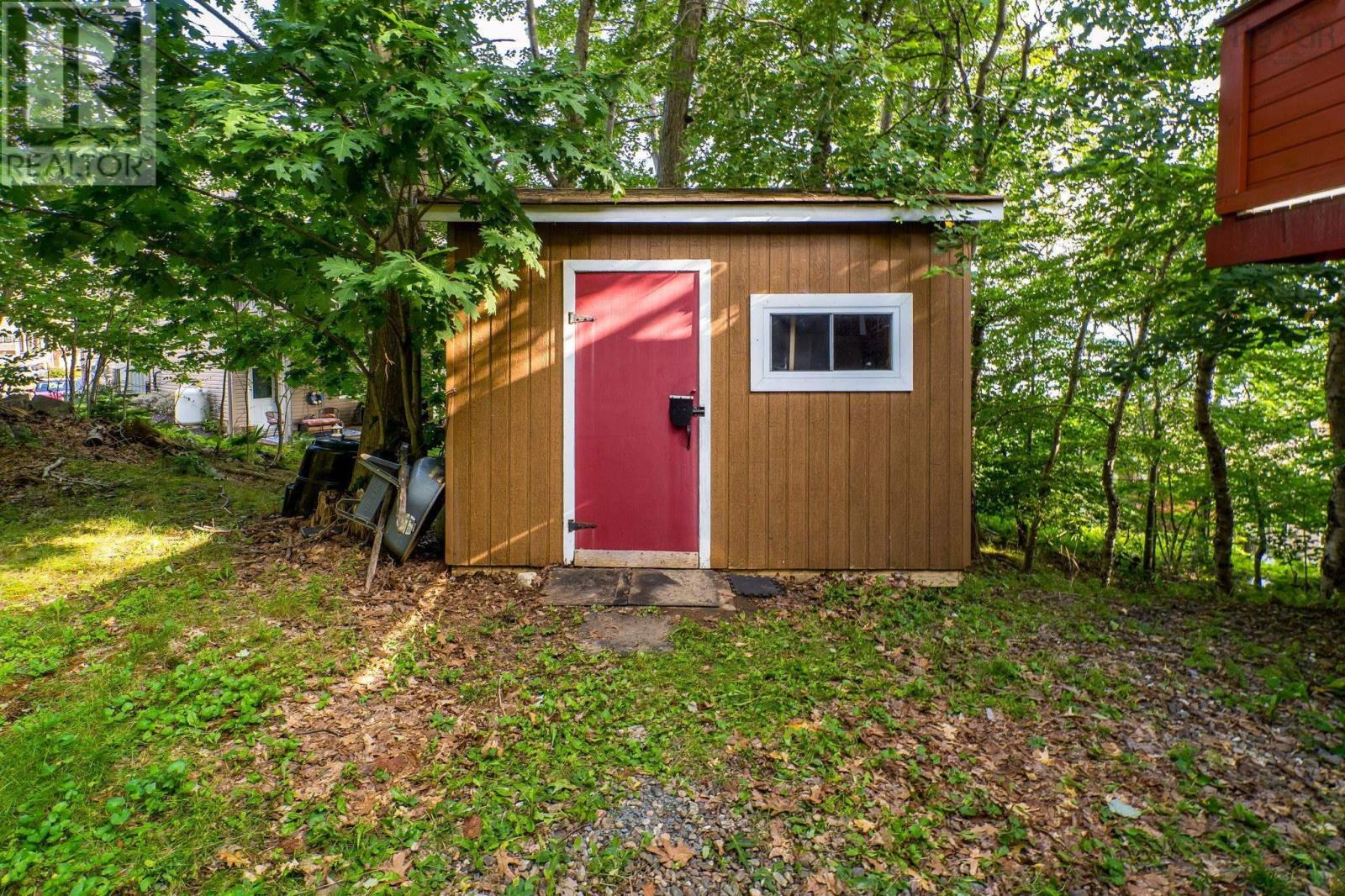 19 Cascade Drive photo 44