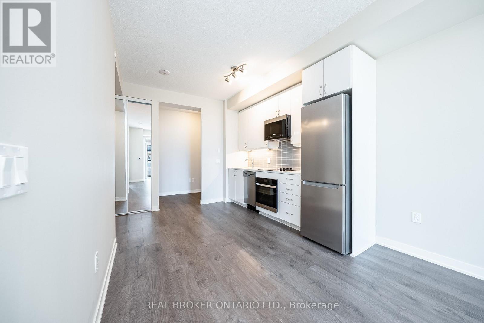 1707 - 38 Annie Craig Drive, Toronto, Ontario  M8V 0G9 - Photo 3 - W13776562