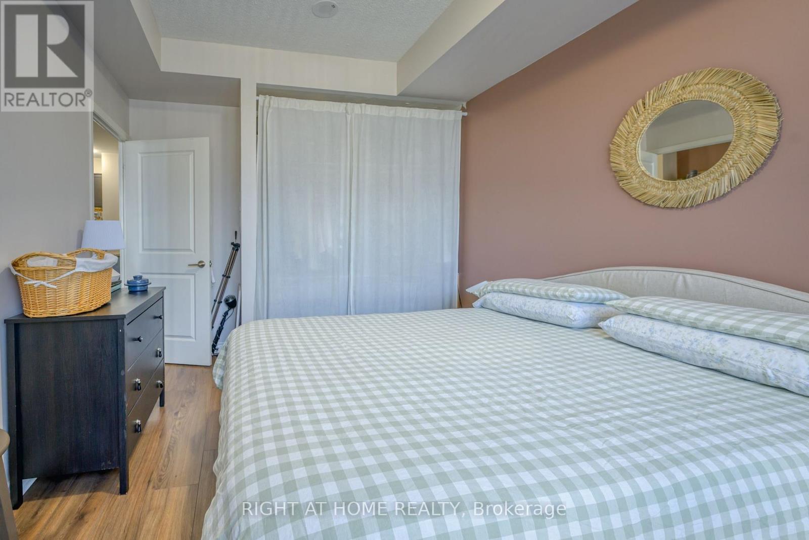 2310 - 349 Rathburn Road W, Mississauga, Ontario  L5B 0G9 - Photo 18 - W13776576