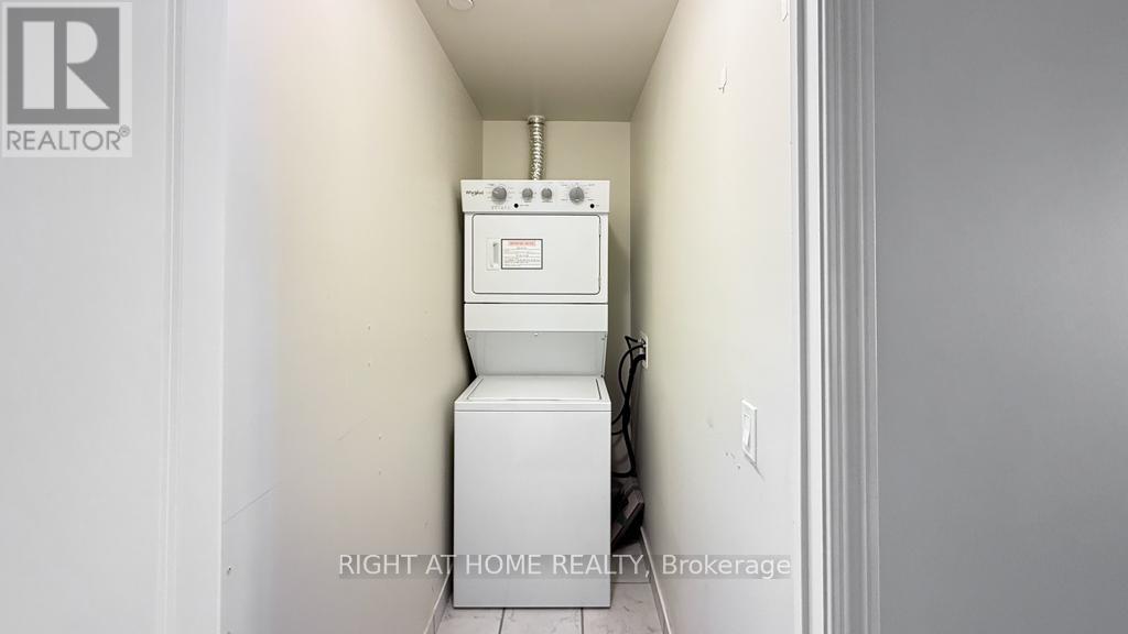 2310 - 349 Rathburn Road W, Mississauga, Ontario  L5B 0G9 - Photo 7 - W13776576