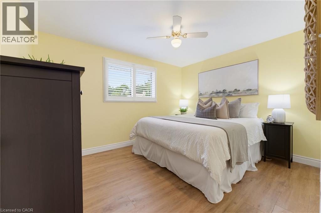 555 Elm Ridge Place, Waterloo, Ontario  N2L 4P6 - Photo 21 - 40861002