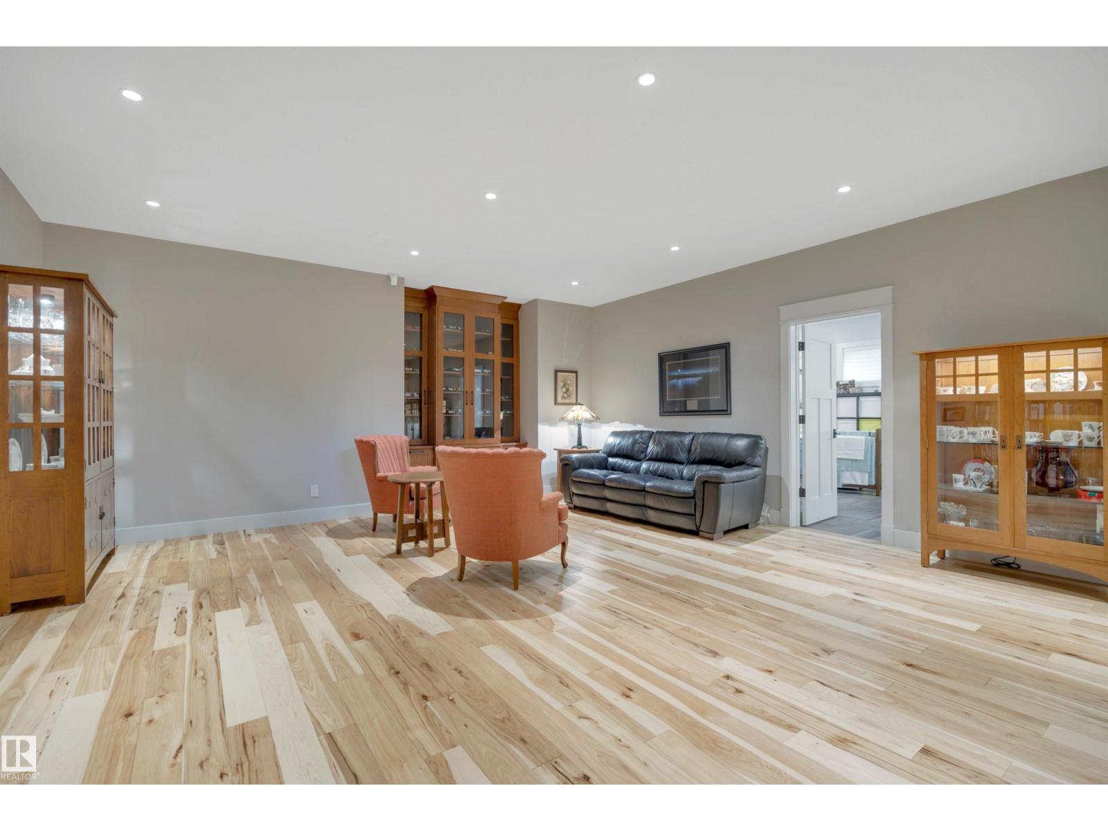 99 Brander Dr NW, Edmonton, Alberta  T6H 4X5 - Photo 40 - E4508428