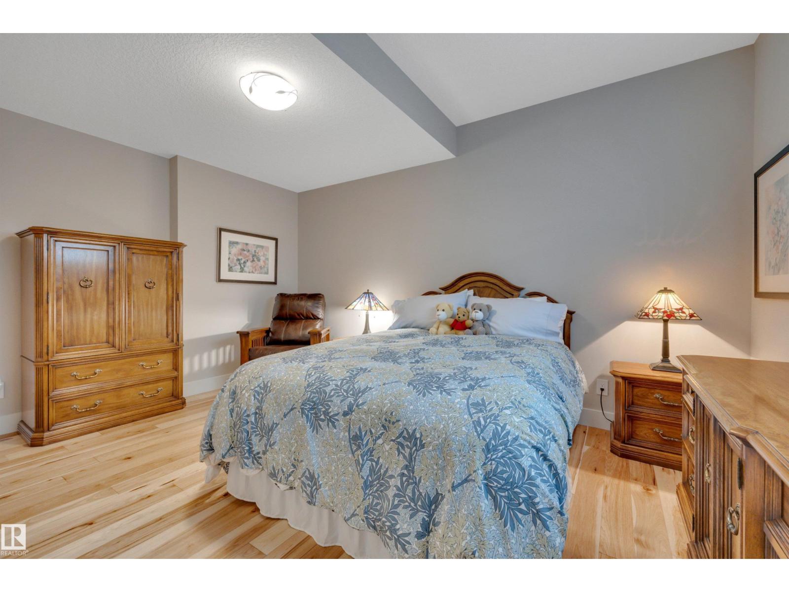 99 Brander Dr NW, Edmonton, Alberta  T6H 4X5 - Photo 49 - E4508428