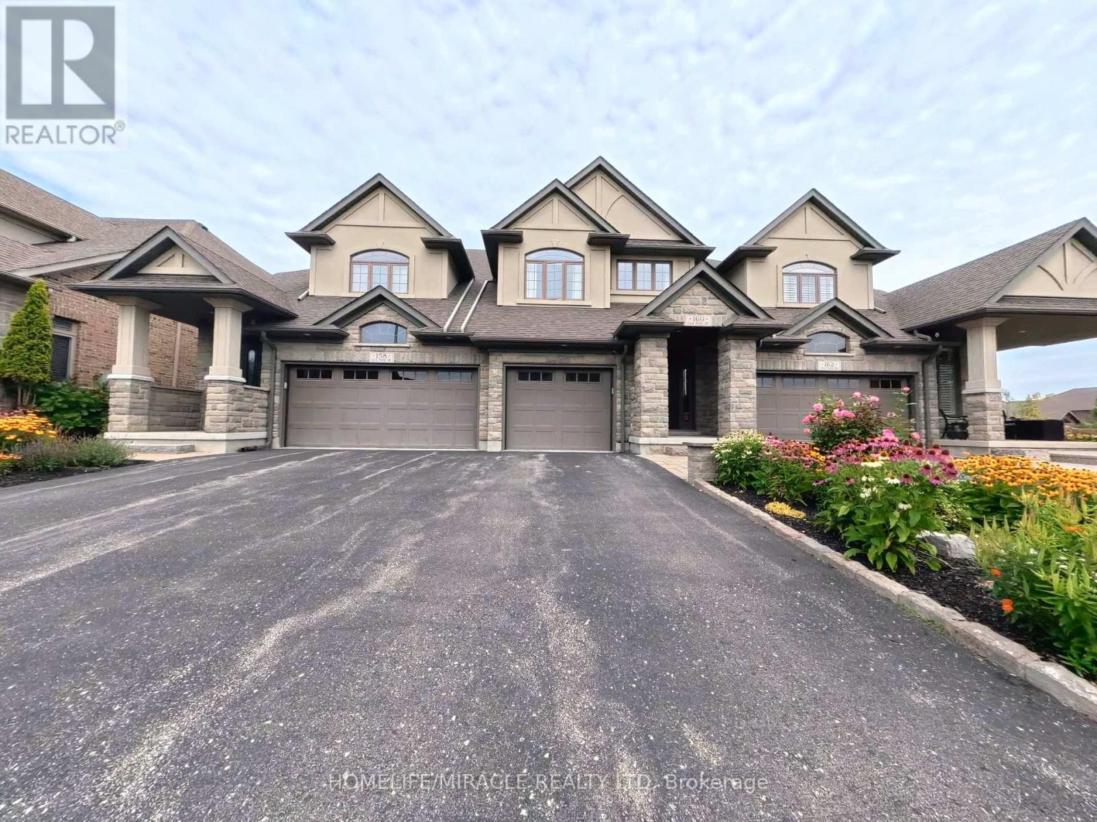 160 OAK PARK DRIVE, Waterloo, Ontario