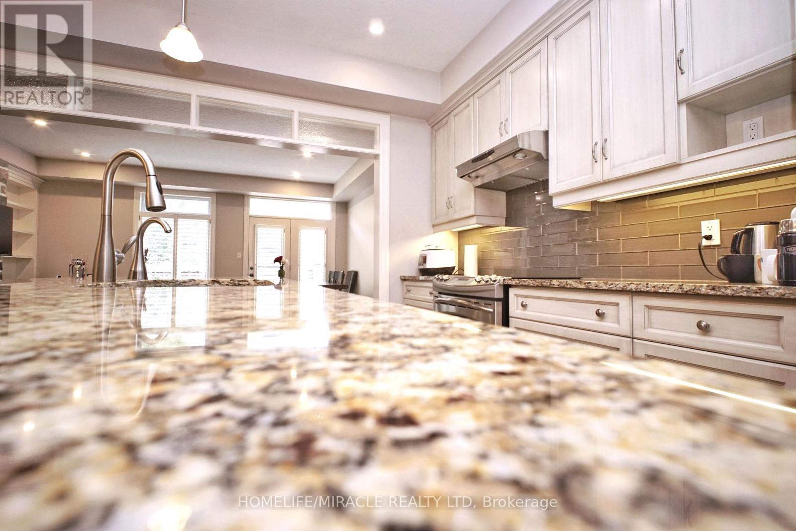 160 Oak Park Drive, Waterloo, Ontario  N2K 0B3 - Photo 6 - X13776544