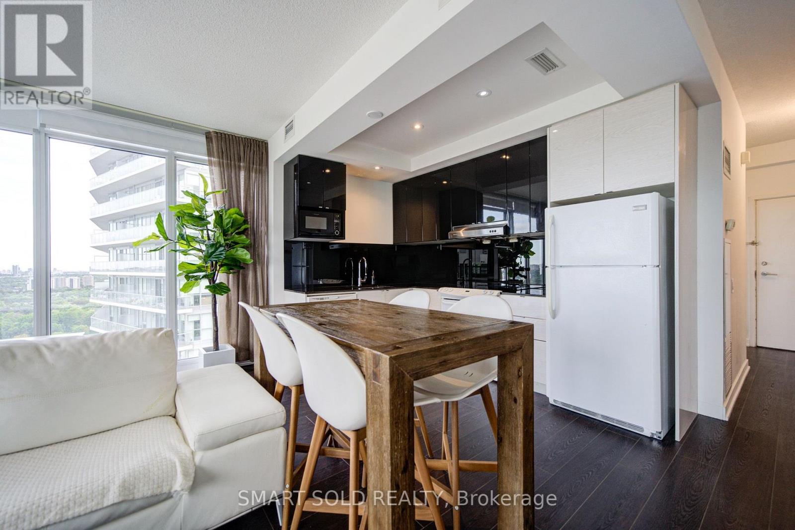 3208 - 121 Mcmahon Drive, Toronto, Ontario  M2K 0C1 - Photo 5 - C13564612