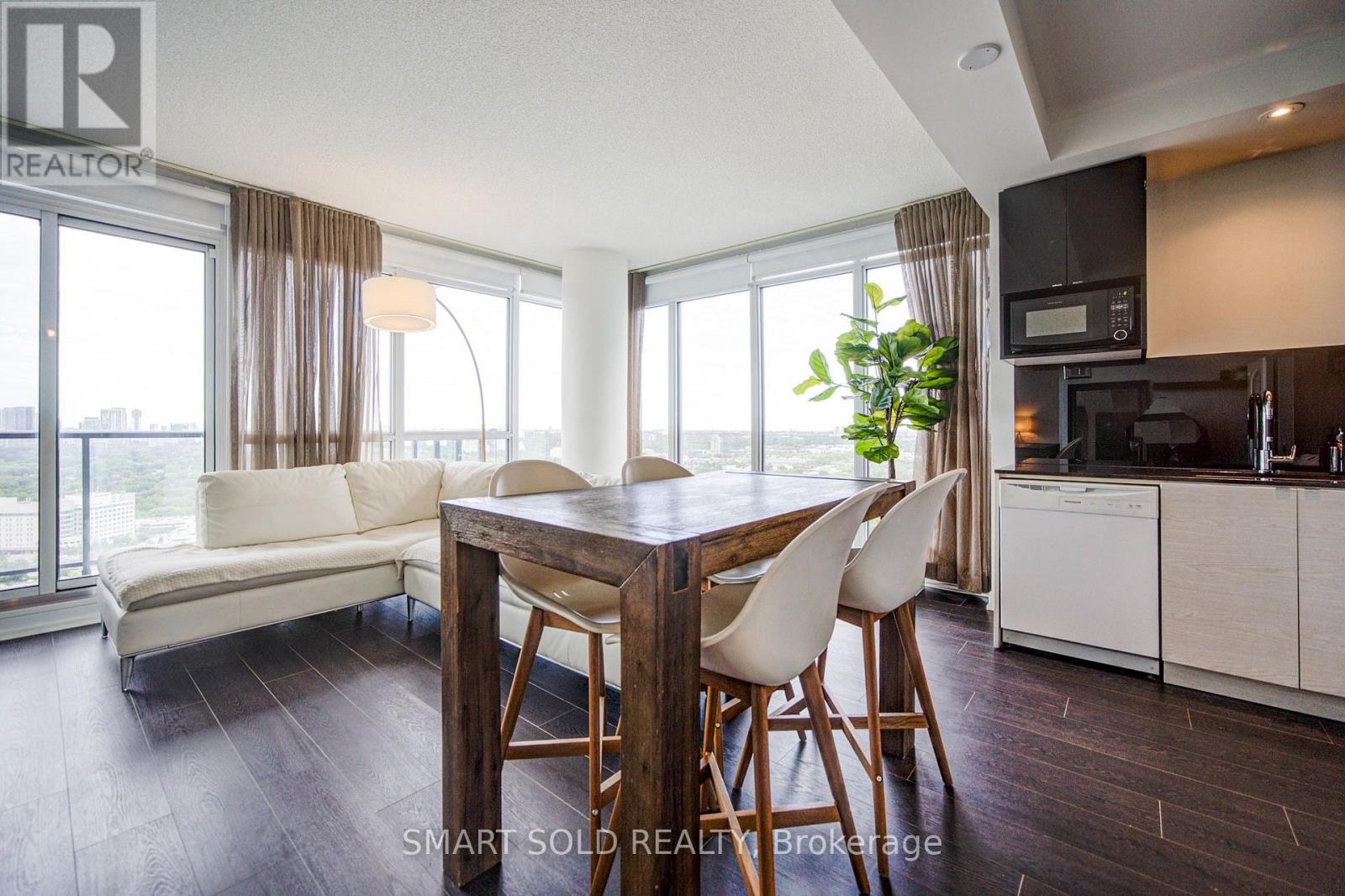 3208 - 121 Mcmahon Drive, Toronto, Ontario  M2K 0C1 - Photo 6 - C13564612
