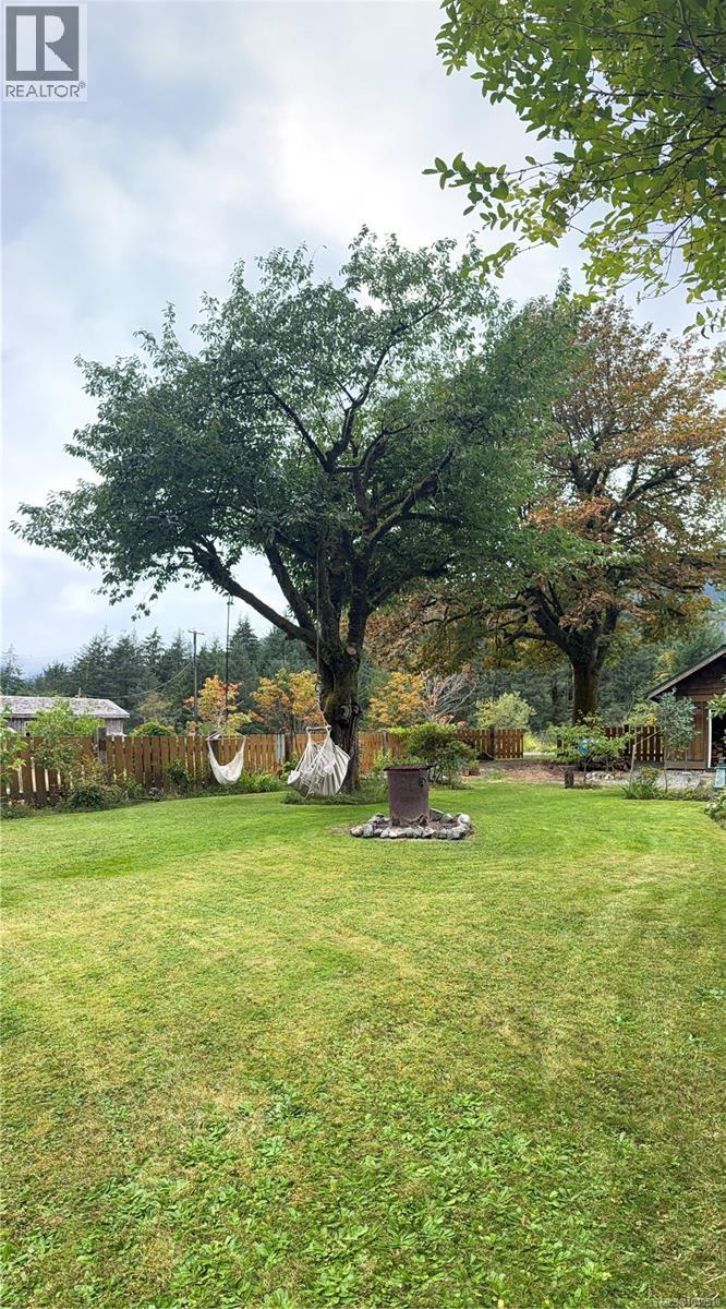 125 Maquinna Ave, Zeballos, British Columbia  V0P 2A0 - Photo 63 - 1049518