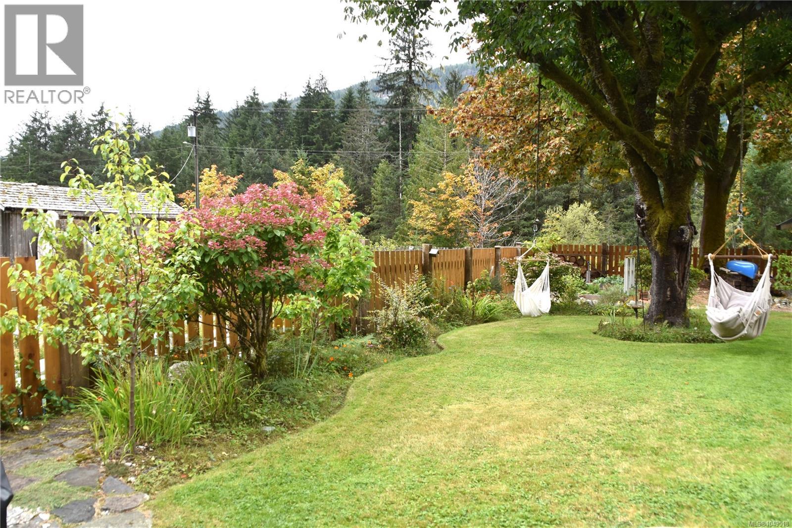 125 Maquinna Ave, Zeballos, British Columbia  V0P 2A0 - Photo 25 - 1049518