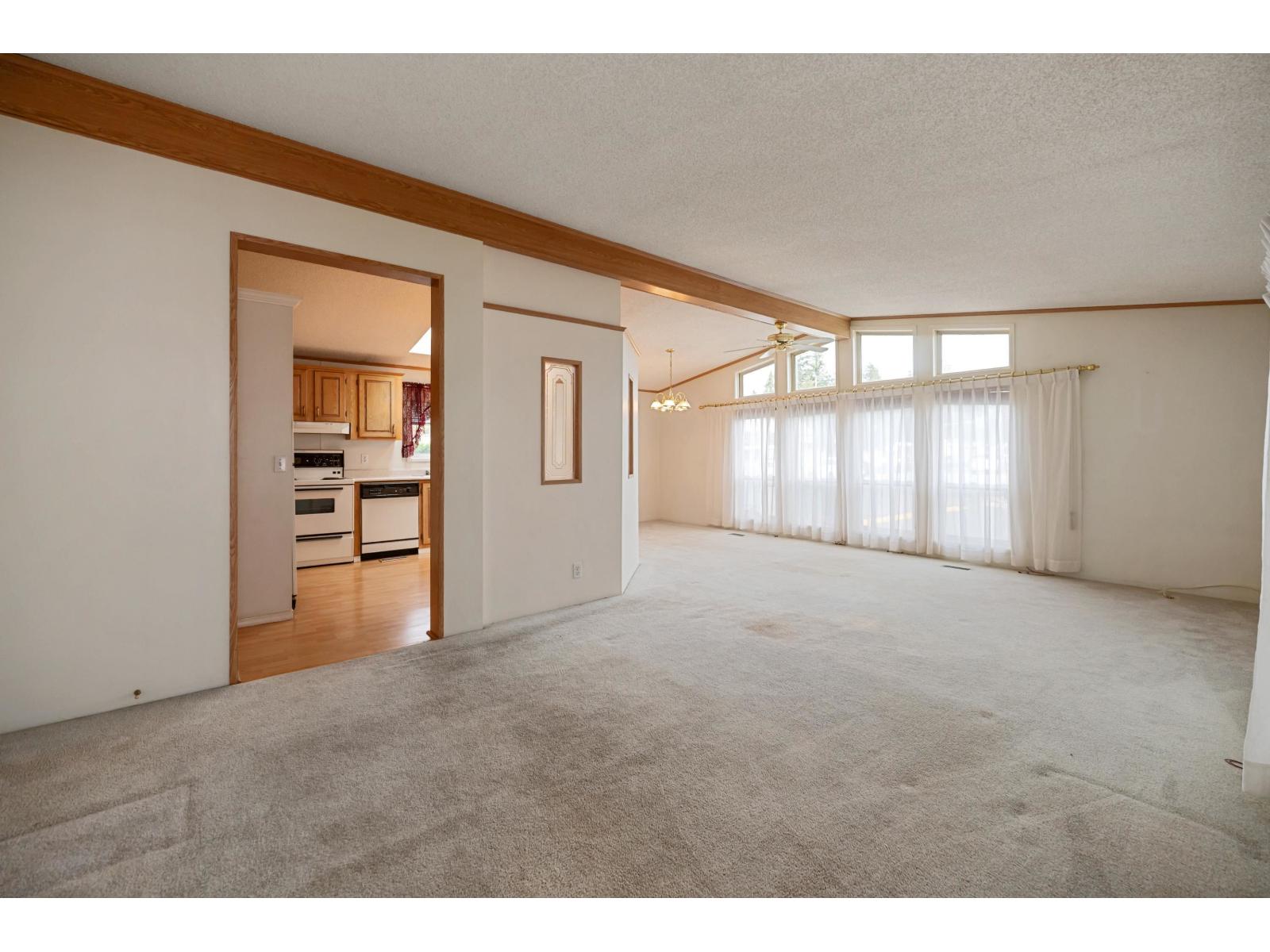 27 24330 Fraser Highway, Langley, British Columbia  V2Z 1N2 - Photo 11 - R3163896
