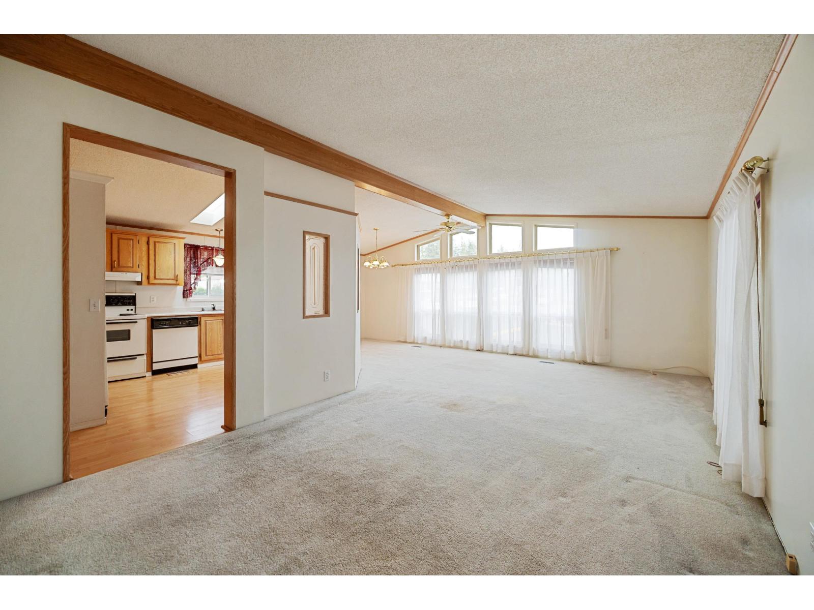 27 24330 Fraser Highway, Langley, British Columbia  V2Z 1N2 - Photo 7 - R3163896