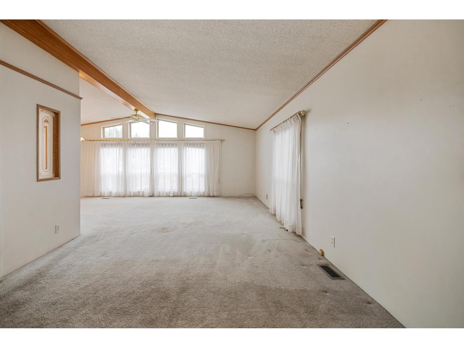 27 24330 Fraser Highway, Langley, British Columbia  V2Z 1N2 - Photo 10 - R3163896