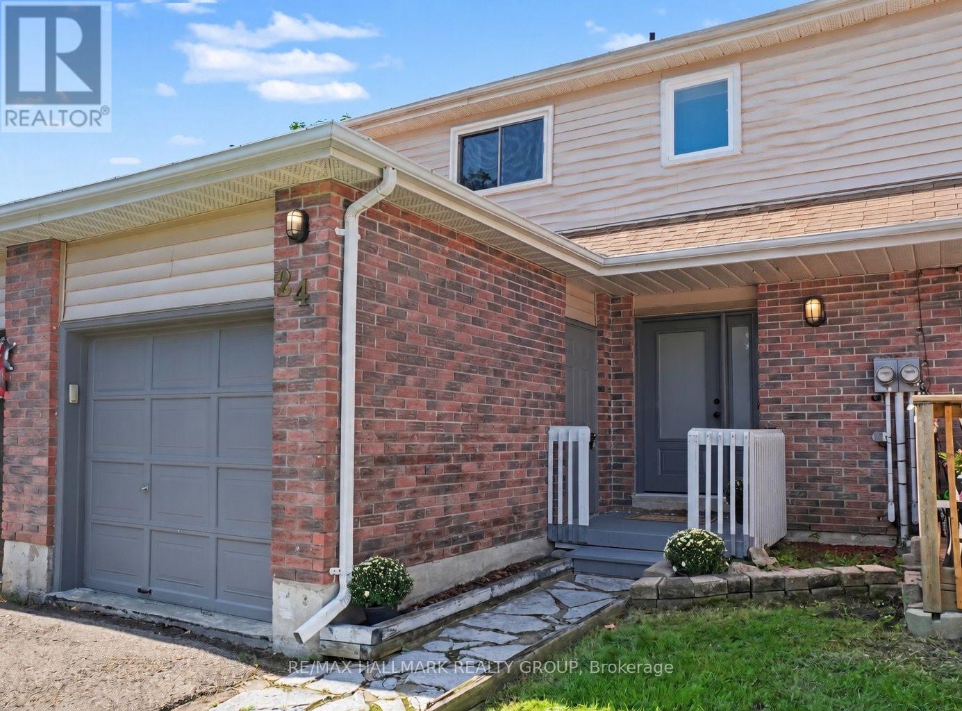 24 GARDEN AVENUE, Perth, Ontario