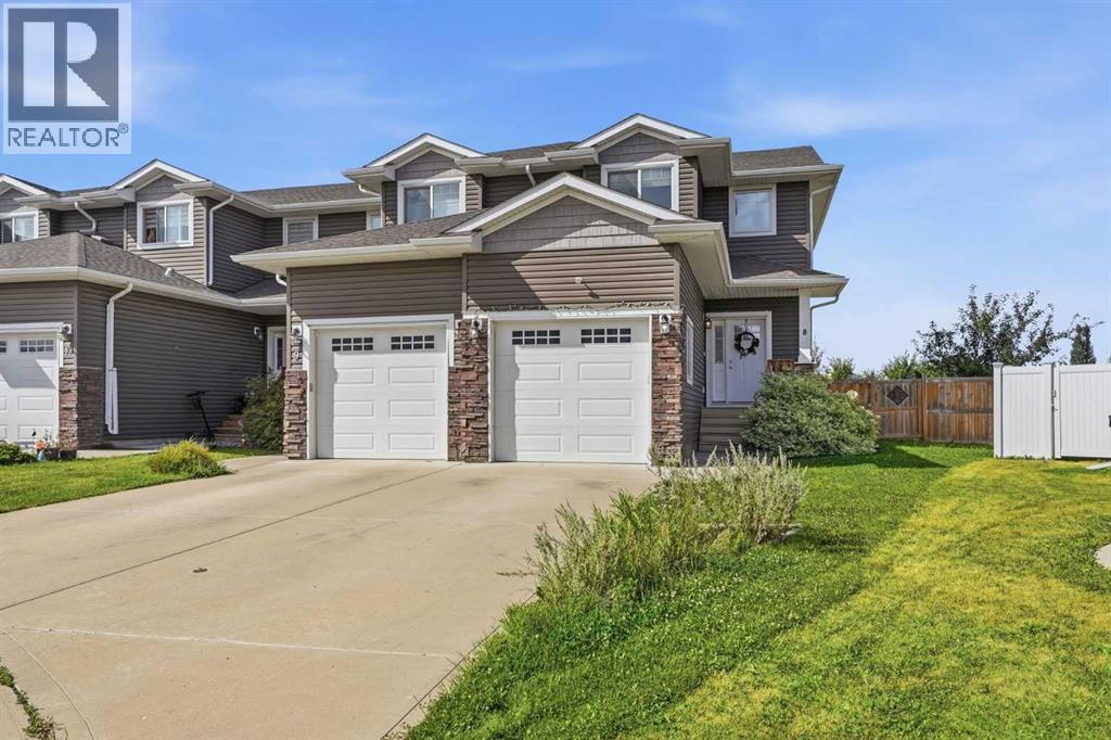 8 Rowberry Court, Sylvan Lake, Alberta  T4S 0L7 - Photo 1 - A2343956