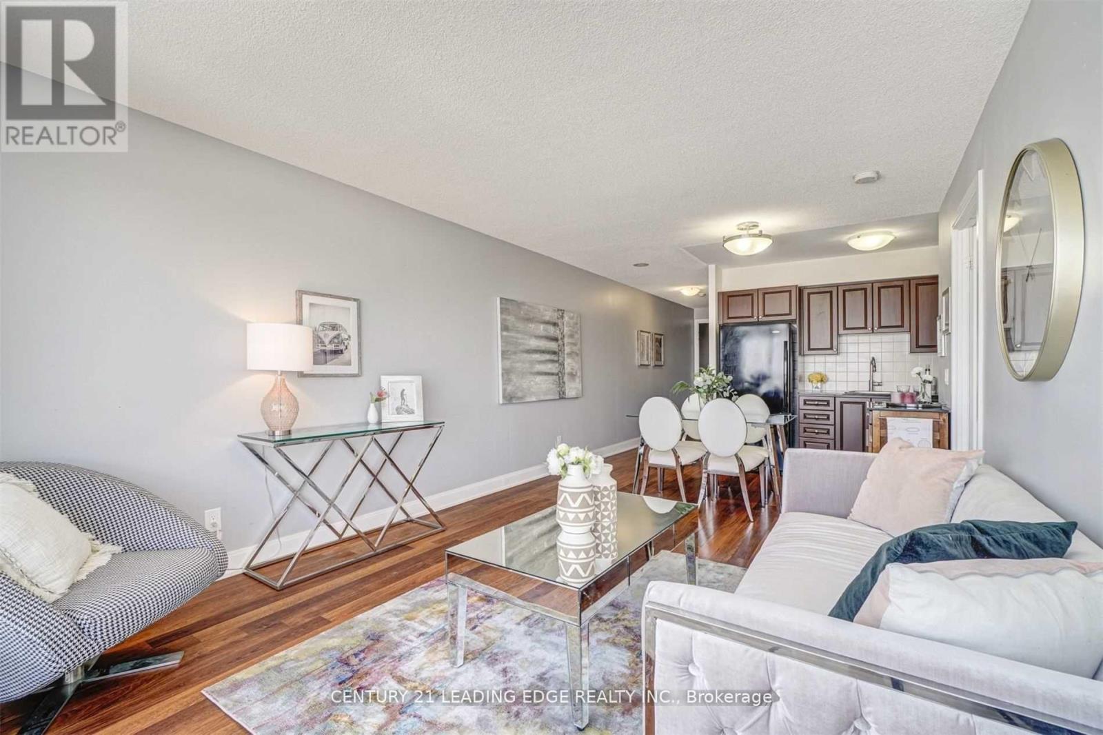 2415 - 135 Village Green Square, Toronto, Ontario  M1S 0G4 - Photo 2 - E13776618