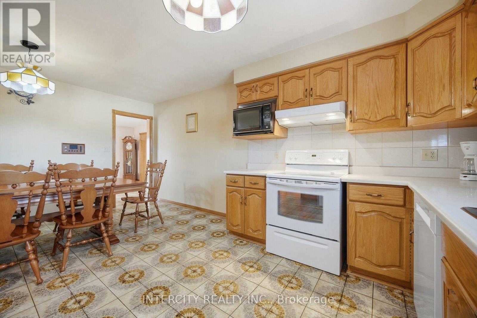 146 Jules Avenue, Vaughan, Ontario  L4L 1Y3 - Photo 13 - N13776614