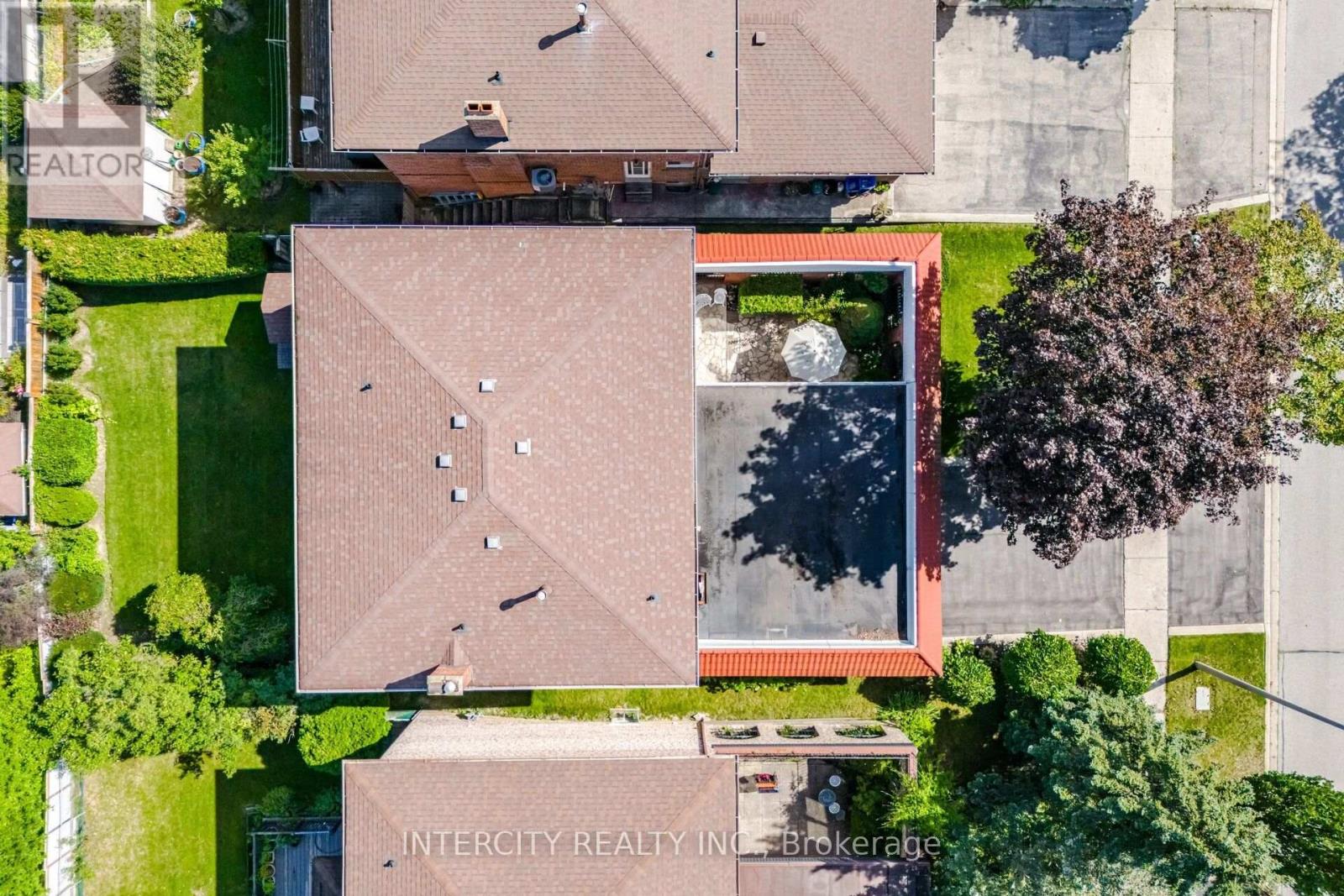146 Jules Avenue, Vaughan, Ontario  L4L 1Y3 - Photo 3 - N13776614