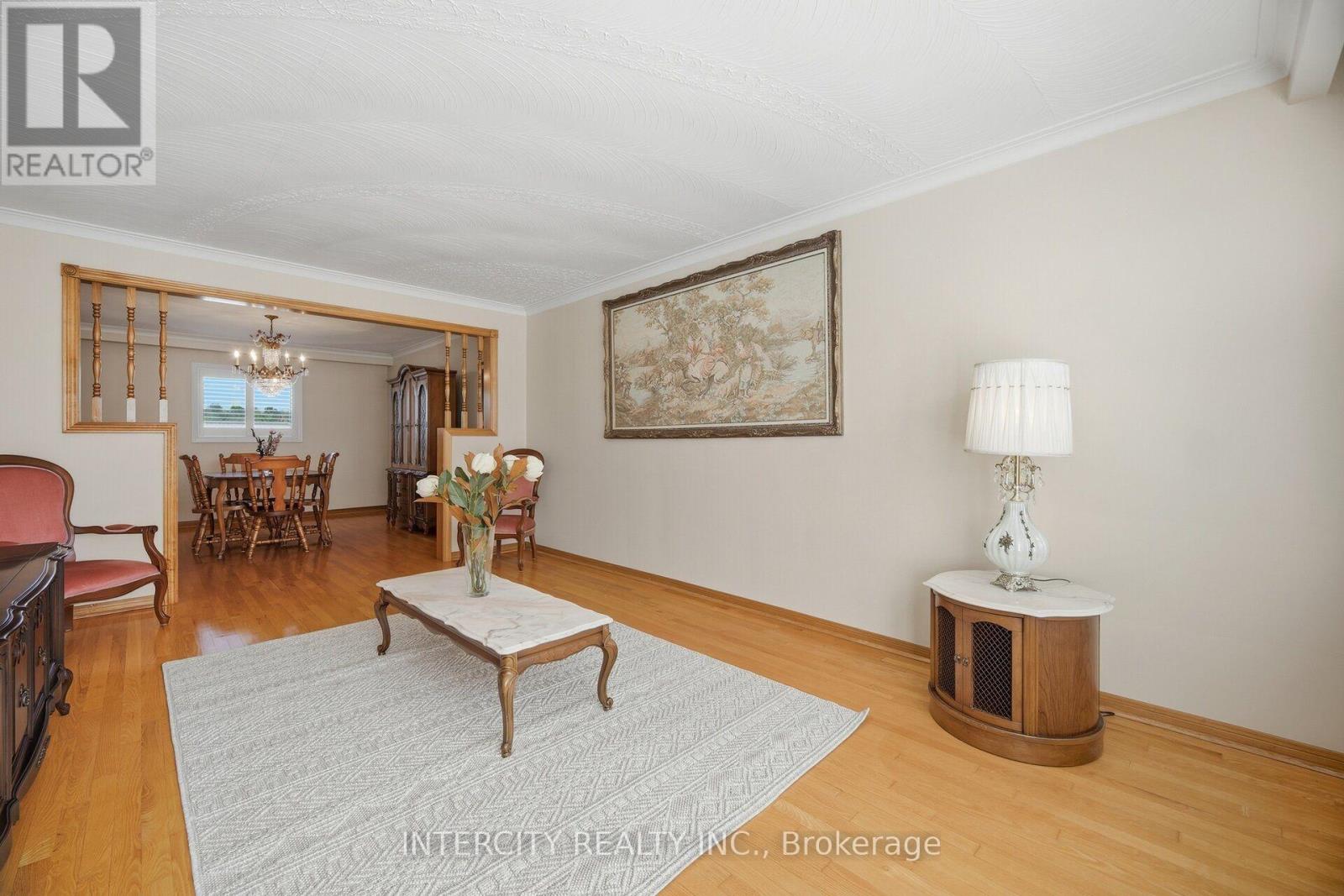 146 Jules Avenue, Vaughan, Ontario  L4L 1Y3 - Photo 8 - N13776614