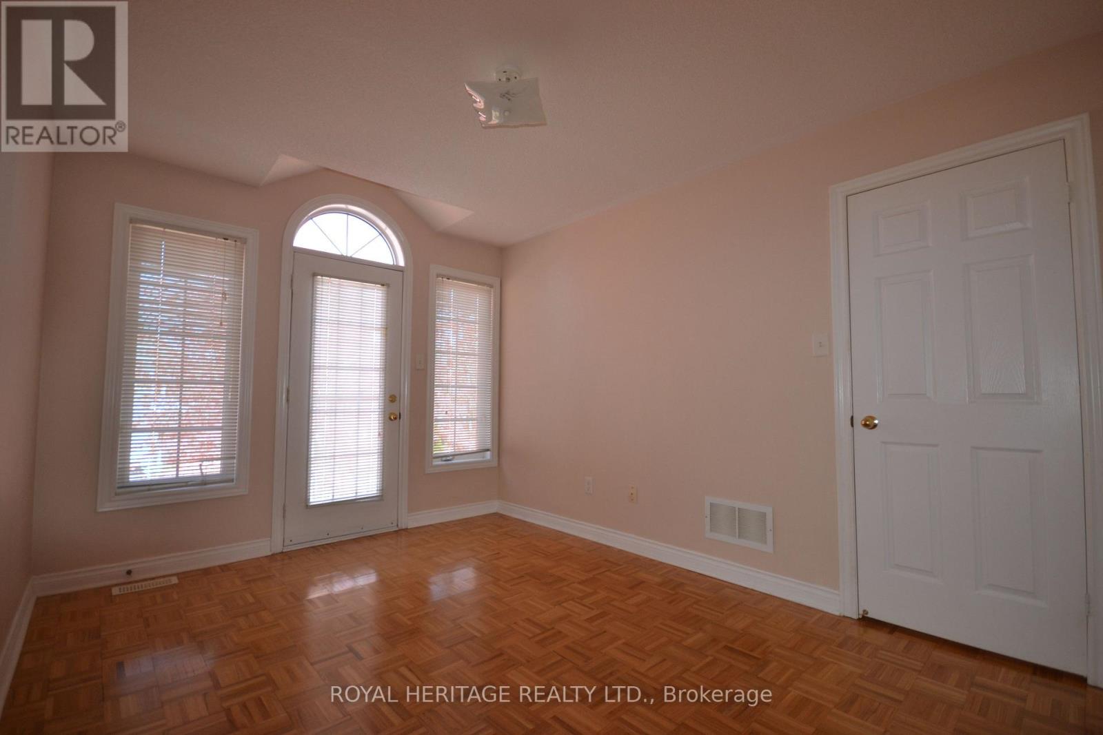 15 Boxhill Road, Markham, Ontario  L3S 4R1 - Photo 13 - N13776656