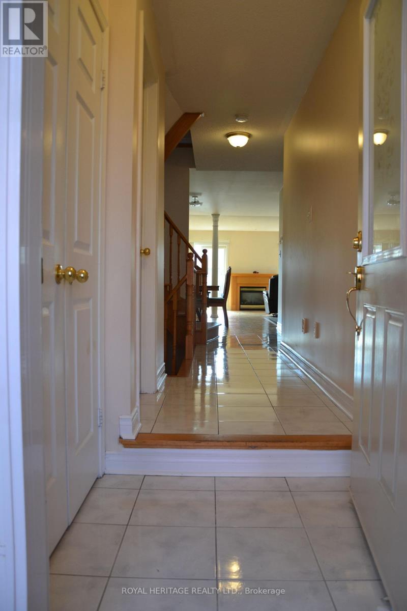 15 Boxhill Road, Markham, Ontario  L3S 4R1 - Photo 2 - N13776656