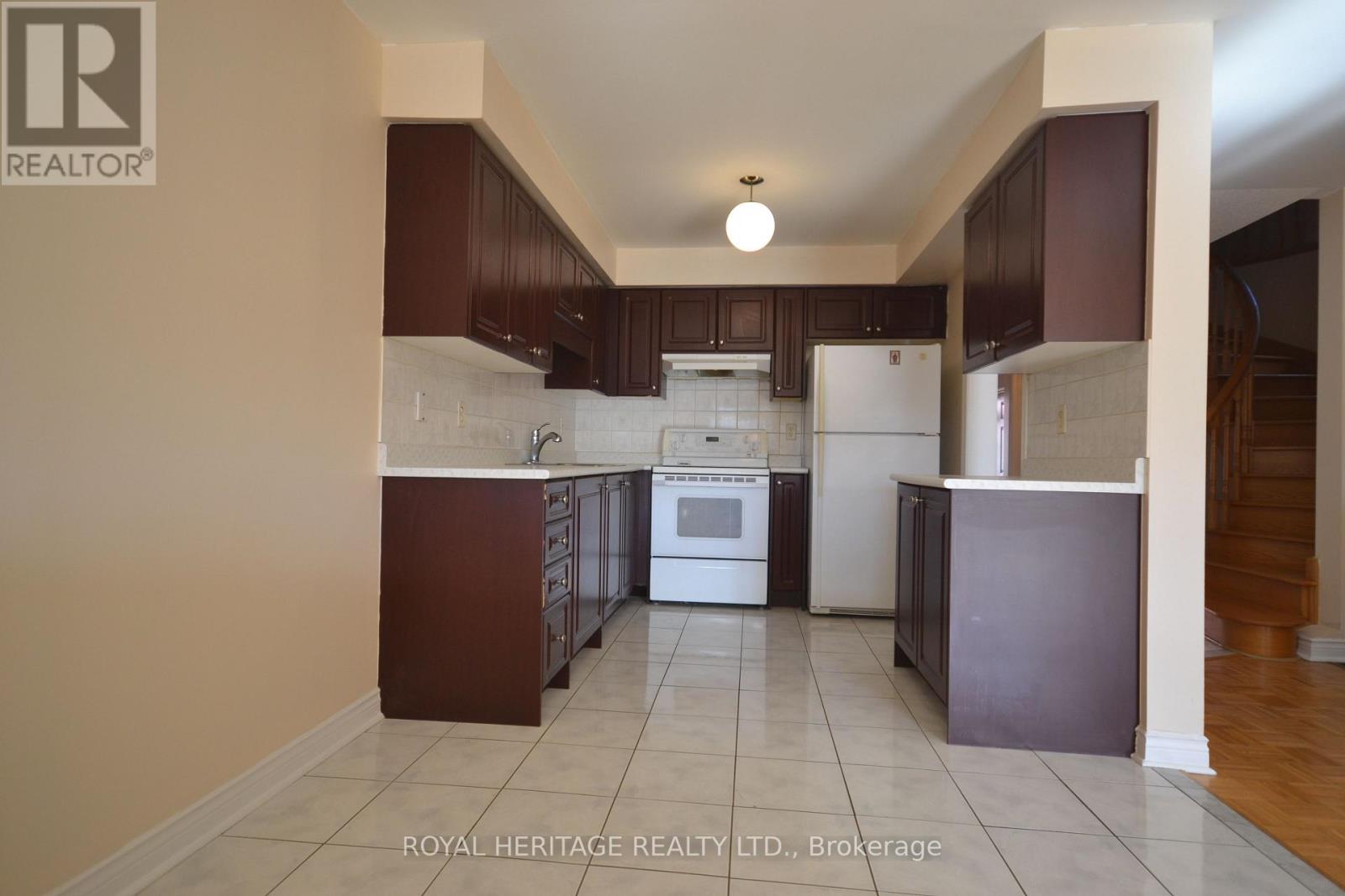 15 Boxhill Road, Markham, Ontario  L3S 4R1 - Photo 8 - N13776656