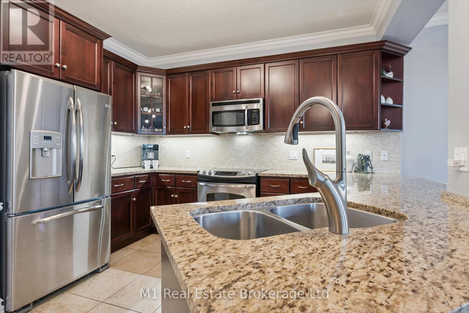 61 Summit Ridge Drive, Guelph, Ontario  N1E 0B8 - Photo 8 - X13776602