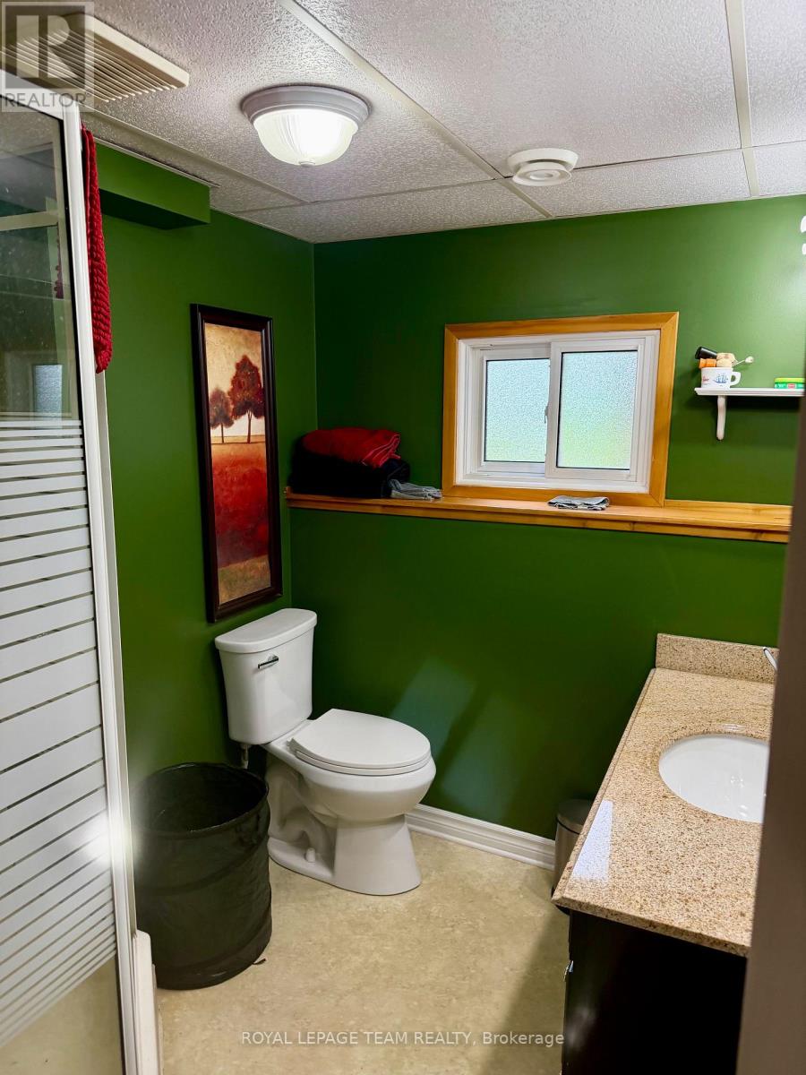 670 Van Buren Street, North Grenville, Ontario  K0G 1J0 - Photo 19 - X13768498