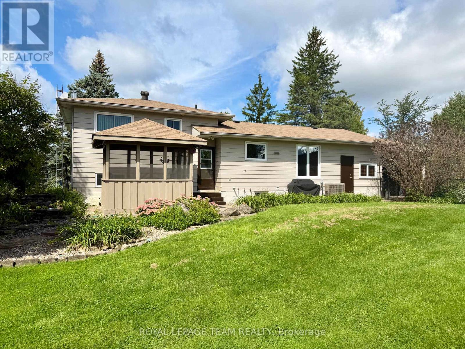 670 Van Buren Street, North Grenville, Ontario  K0G 1J0 - Photo 26 - X13768498
