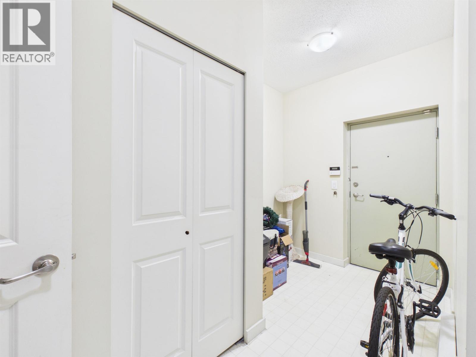 6222 Logan Lane, Vancouver, British Columbia  V6T 2K9 - Photo 4 - R3164661