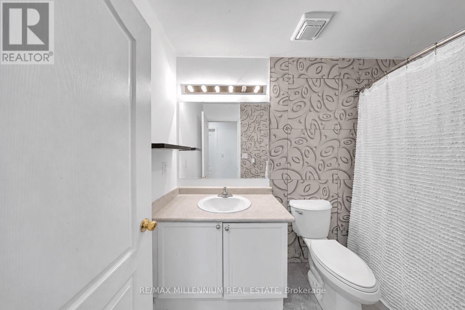 39 Decker Hollow Circle, Brampton, Ontario  L6X 0K9 - Photo 38 - W13776650