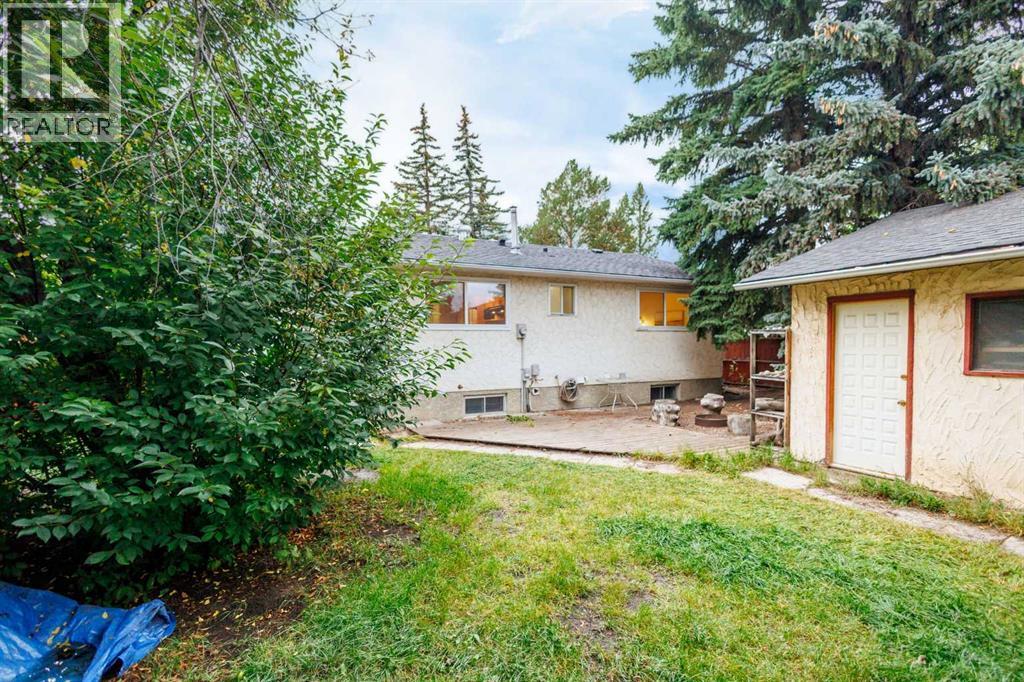 112 Silverthorn Road NW, Calgary, Alberta  T3B 4G1 - Photo 37 - A2343389